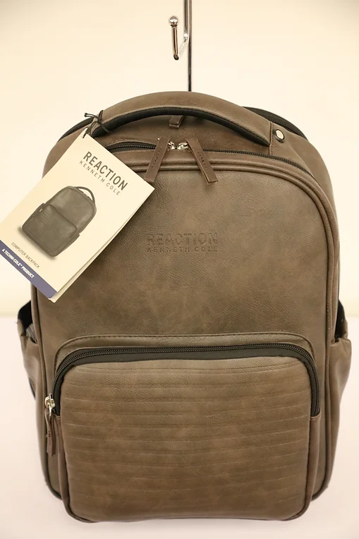 Kenneth cole Reaction Leather Backpack